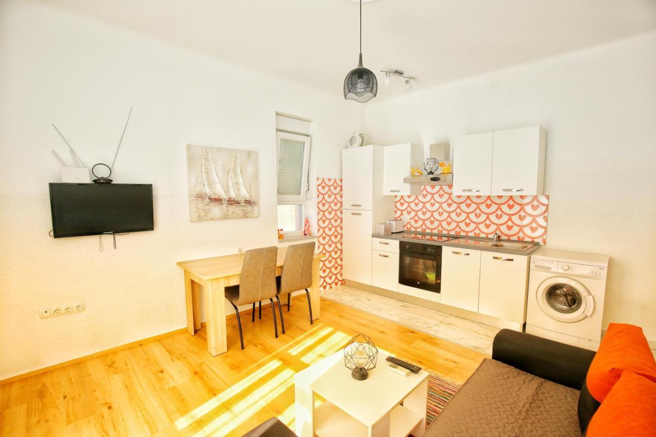 Family Apartment ริเยกา ภายนอก รูปภาพ