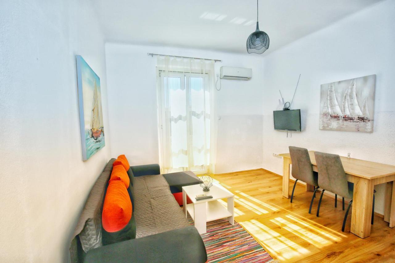 Family Apartment ริเยกา ภายนอก รูปภาพ